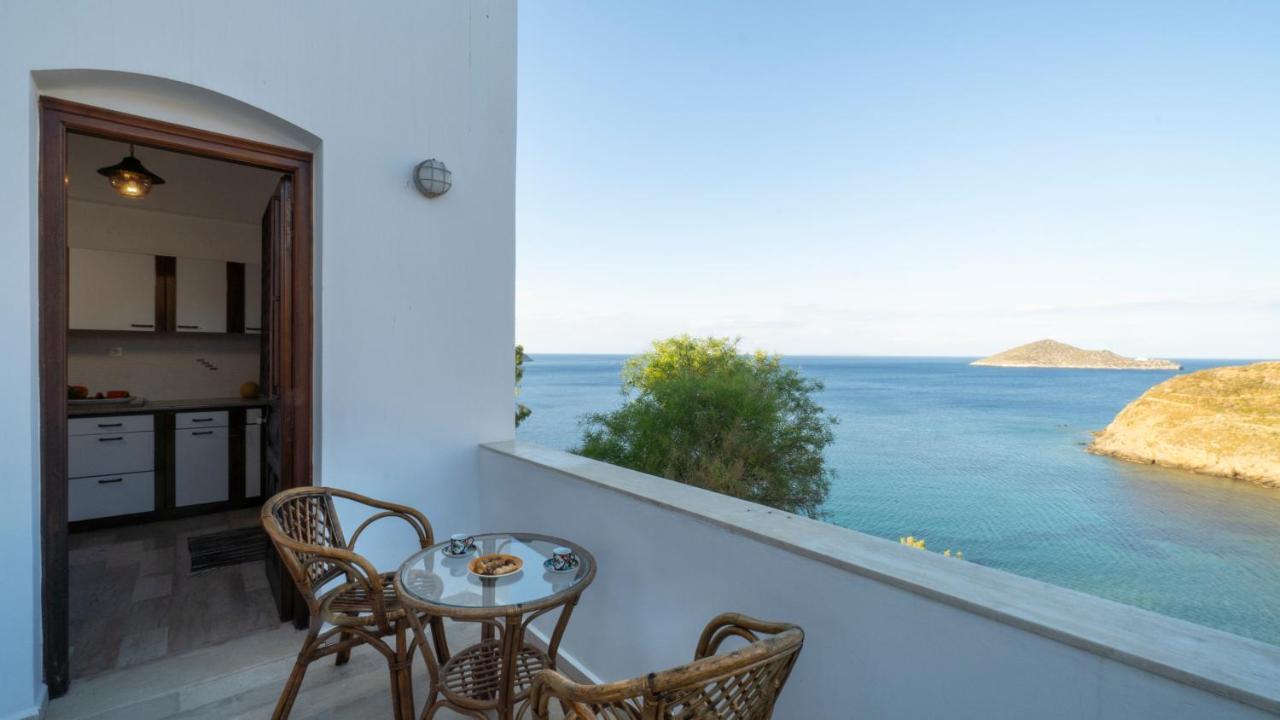Ivi Beach Front Villa, Leros Vromolithos Bagian luar foto