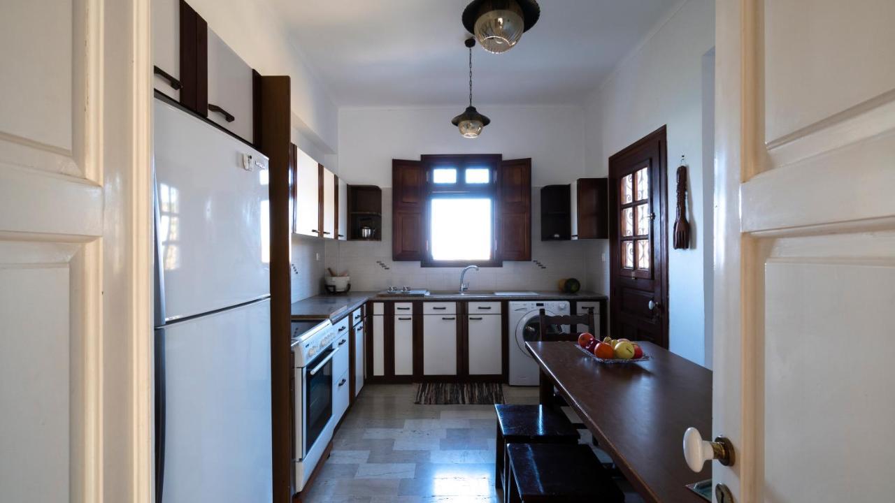 Ivi Beach Front Villa, Leros Vromolithos Bagian luar foto