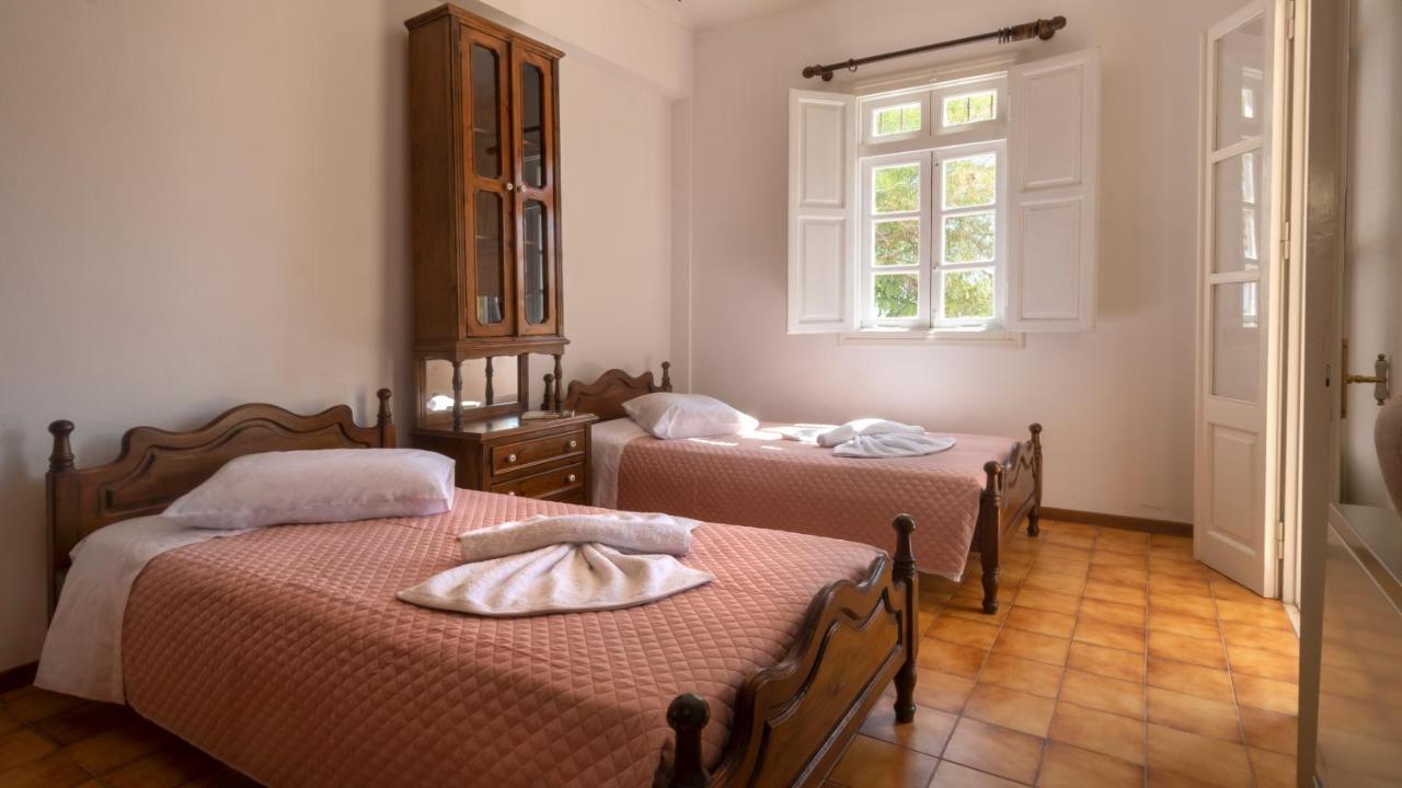 Ivi Beach Front Villa, Leros Vromolithos Bagian luar foto